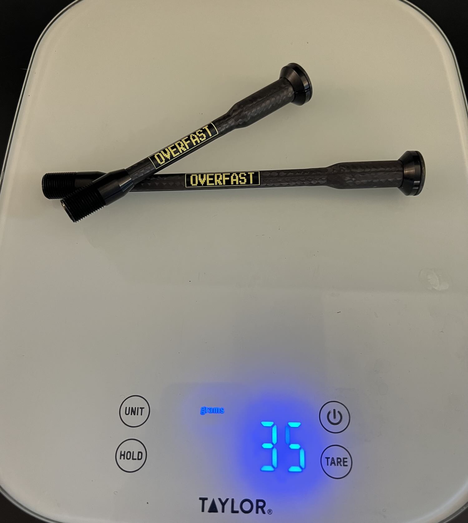 Overfast carbon thru-axles on scale